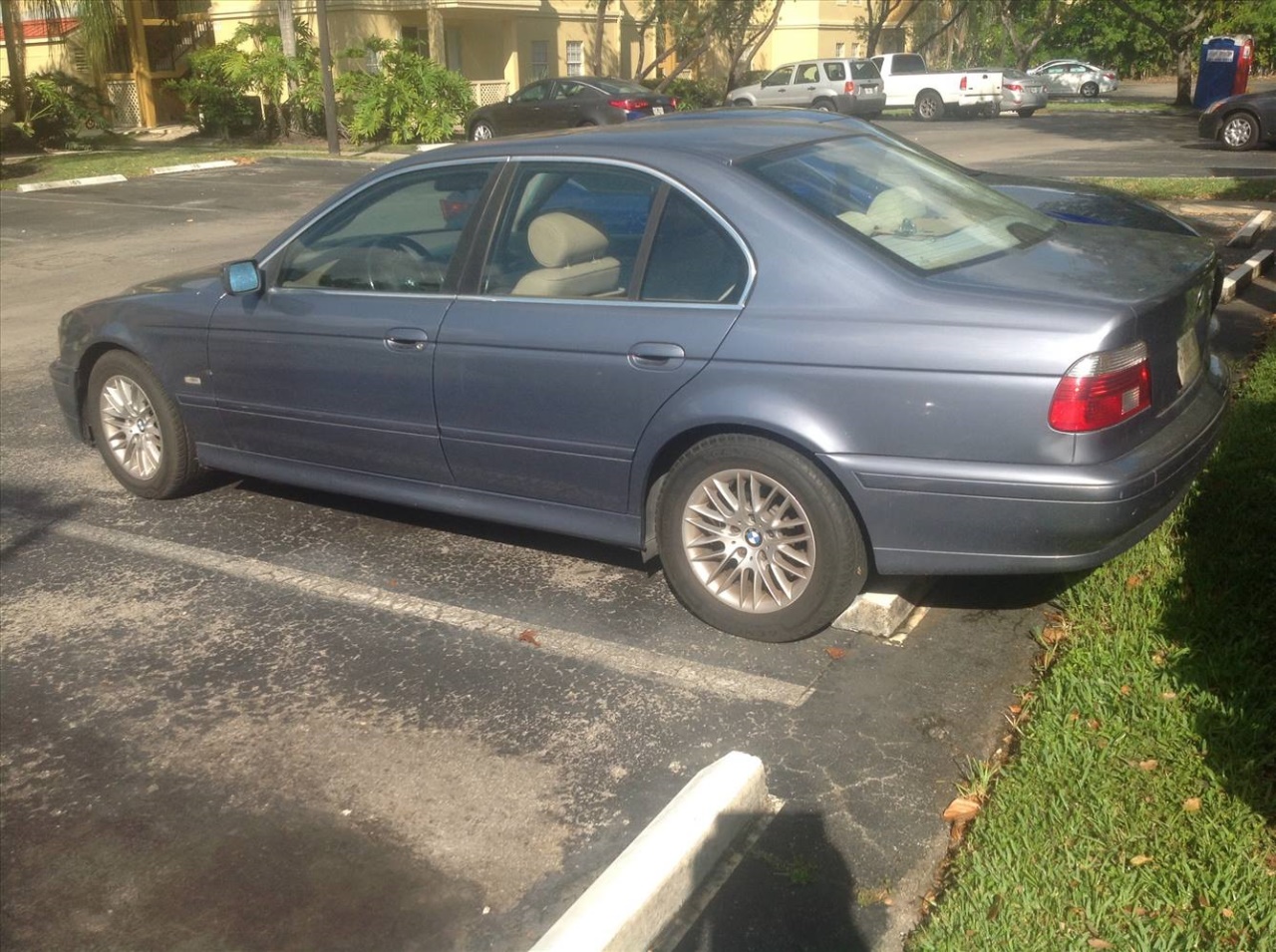 junk car buyers in Lenexa KS